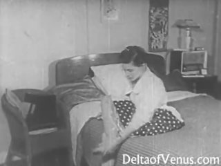Archív x névleges film 1950s - kukkolás fasz - peeping tom