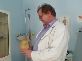 Full-blown stazka gynécologue fétichisme réel examen à cochon gynécologue offic